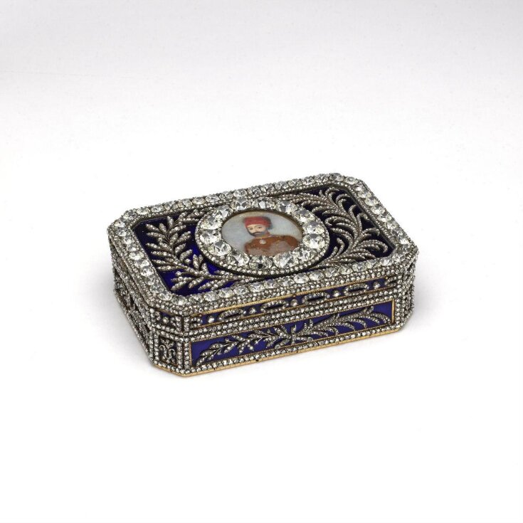 PIERRE THEREMIN. SNUFFBOX WITH A PORTRAIT OF MAHMUD II SAINT PETERSBURG, RUSSIA, FIRST THIRD OF THE 19TH CENTURY